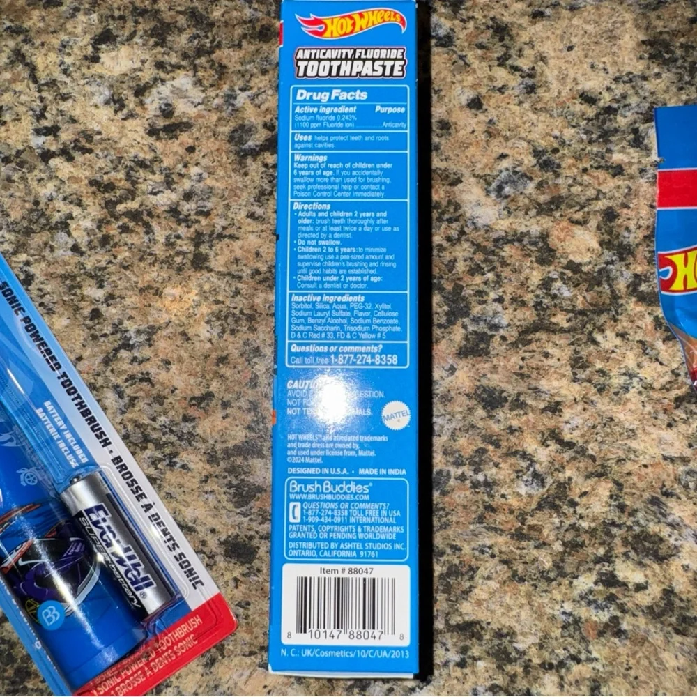 Hot Wheels Kids Dental Care Set Blue toothpaste electric sonic brush flossers